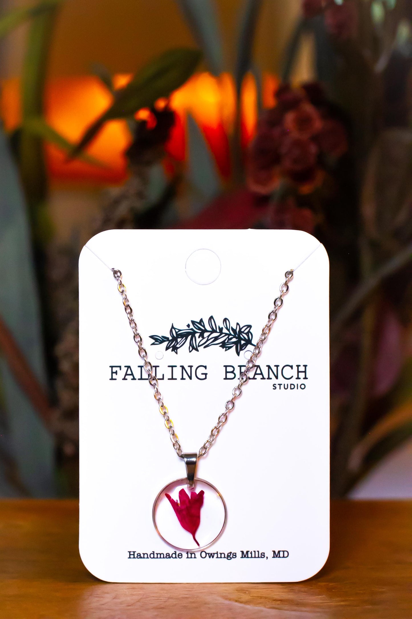Chic Coral Bell Necklace - Dainty Floral Pendant - Handcrafted Botanical Jewelry for Nature Lovers