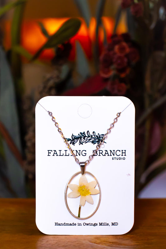 Elegant Anemone Necklace - Dainty Floral Pendant - Handcrafted Botanical Jewelry for Nature Lovers